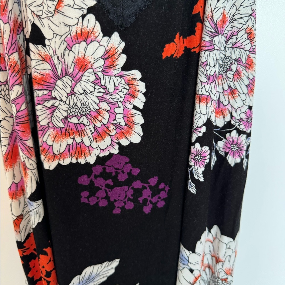 Soma Black Chemise Nightgown with Tropical Floral Pattern size medium NWOT - Picture 6 of 10